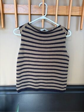 Vince knit tank top Striped Sleeveless Knit Top in Tan and Black Size XS